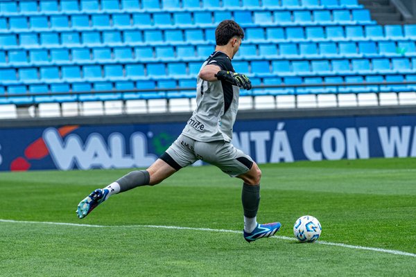 Revolutionizing Crowd Control: The Role of Machine Learning in Optimizing Real-Time Management at Major Events