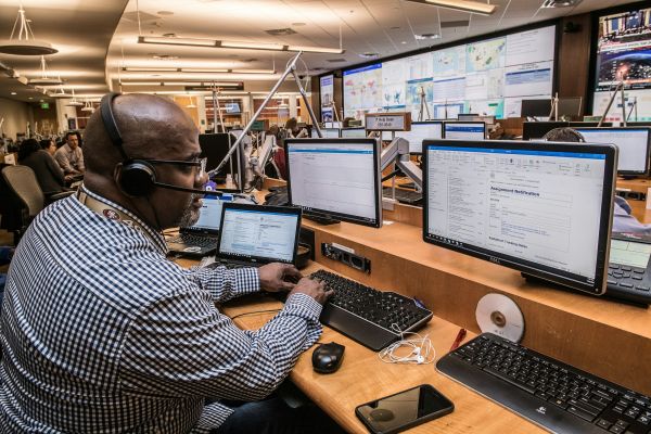 Revolutionizing Emergency Response: The Role of AI-Powered Virtual Assistants in Instant Language Translation