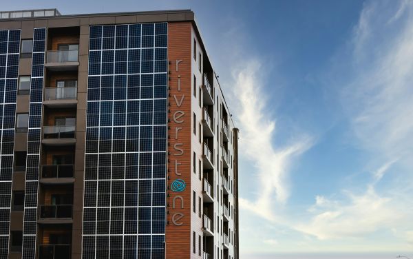 Seamless Integration of Renewable Energy in Expansive Housing Projects: A Comprehensive Guide