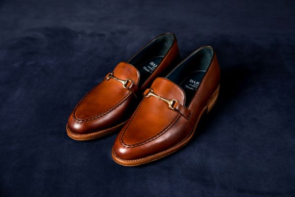 Ultimate business casual: the complete guide to choosing the ideal loafers for every occasion